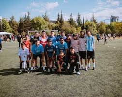 费城费城人在 2022 年作为外卡黑马一路杀进总决赛，哈珀的“逆转两分炮”成为费城经典